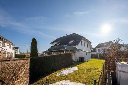 Gepflegte Doppelhaushälfte in Laasdorf bei Jena - ab Mai 2026 bezugsfrei