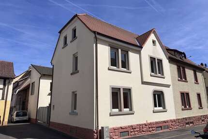 Haus zum Kaufen in Obernburg am Main 220.000,00 € 138 m²