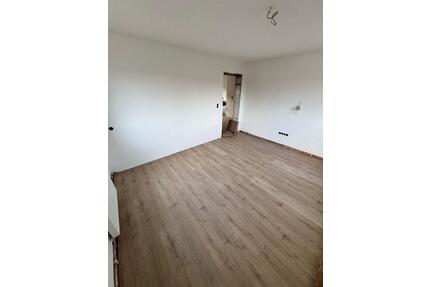 Vermiete eine 4 Zimmer Wohnung - 680,00&nbsp;EUR Kaltmiete, ca.&nbsp; 70,00&nbsp;m&sup2; in Treuchtlingen (PLZ: 91757)