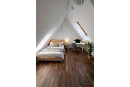 Günstiges und möbliertes WG-Zimmer - Würzburg Dürrbachau