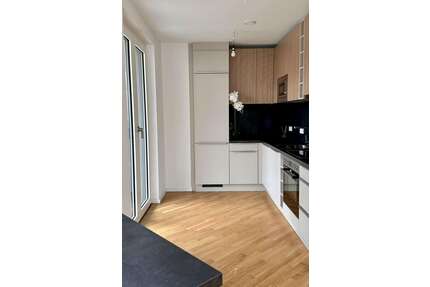 Wohnung zum Mieten in Berlin 1.650,00 € 78 m²