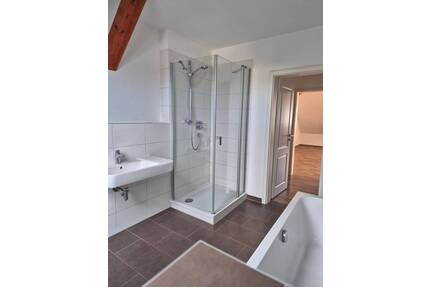 Sanierte 3-Raum- Dachgeschoss- Wohnung - Hartha