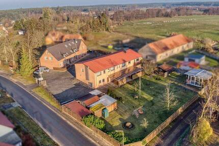 MFH mit 16 Einheiten und Top-Potenzial zur flexiblen Nutzung in Feldrandlage - Roggentin OT Blankenförde