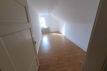 3-Zimmer-Dachgeschosswohnung in bester Innenstadtlage von Detmold