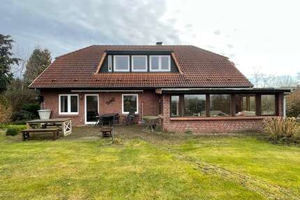 Haus zum Kaufen in Dätgen 590.000,00 € 213 m²