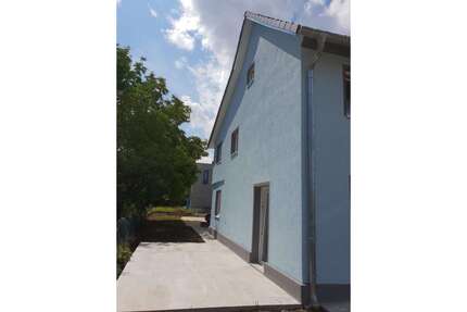 Haus zum Kaufen in Burgau 500.000,00 € 137.5 m²