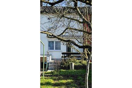 Reihenmittelhaus mit viel Potential Renovationsbedürftig - Ulm Obertalfingen