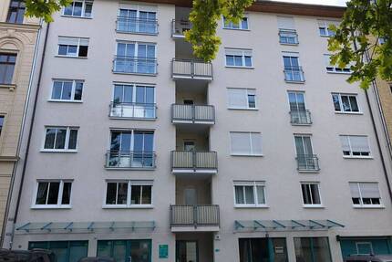2-Raumwohnung mit Balkon im Zentrum-Süd - Leipzig