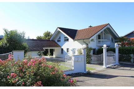 Elegantes Haus mit zwei Wohnungen in ruhiger Lage - Wangen Neuravensburg