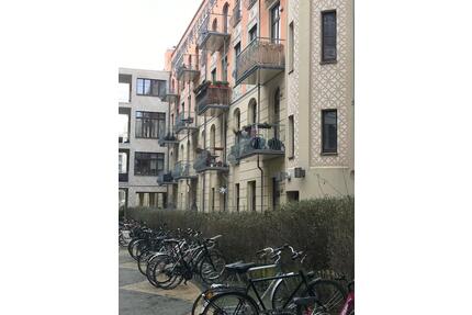 Traumhafte schicke 2 Zimmer Wohnung in Berlin Mitte Altbau