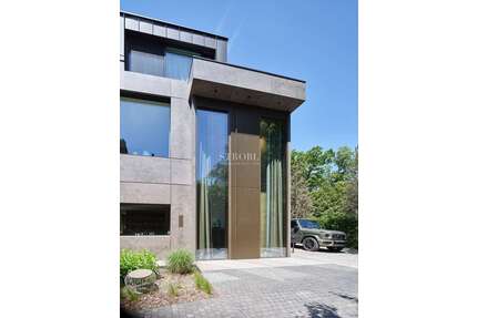 Haus zum Kaufen in Grünwald 17.800.000,00 € 561.87 m²
