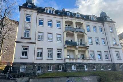 Wohnung zum Kaufen in Plauen 73.500,00 € 89.69 m²