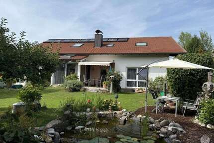 Haus zum Kaufen in Hengersberg 475.000,00 € 232 m²