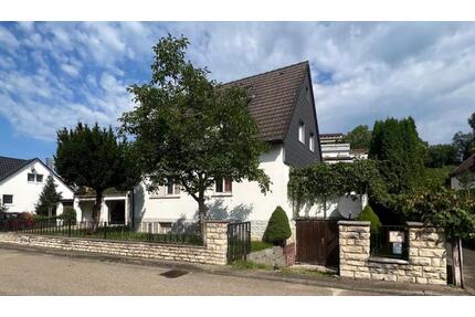 Achtung! Schnäppchen! Einfamilienhaus in einer sehr ruhigen Lage - Aalen Unterkochen