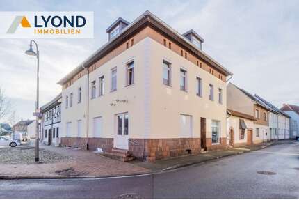 Haus zum Kaufen in Jeßnitz 180.000,00 € 423 m²