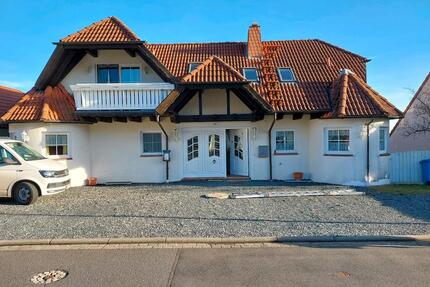 Villa mit Privat-Wohnung, 2Ferienwohnungen, PV-Anlage, Sauna, Bar - Sandberg