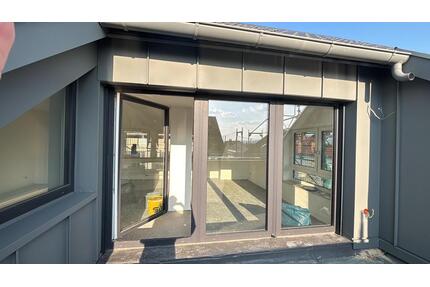 2,5 Zi-DG-Wohnung mit Dachterrasse in Denkedorf- kernsaniert - Denkendorf