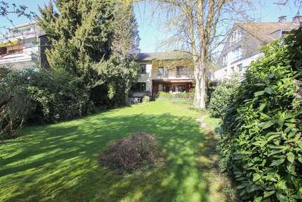 Haus zum Kaufen in Düsseldorf Unterbach 648.000,00 € 160 m² - Düsseldorf / Unterbach