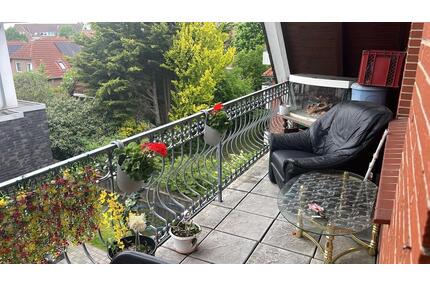 Zentrale Dachgeschosswohnung mit Balkon - Sehnde