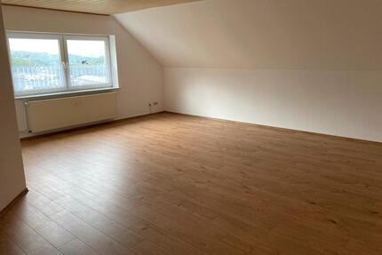 3ZKB im 2Fam.Haus in Freudenberg OT für 625 € kalt inkl. Garage - Wilnsdorf