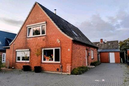 ANFRAGESTOP! Schönes Einfamilienhaus mit 5 Zimmern zu vermieten - Erfde