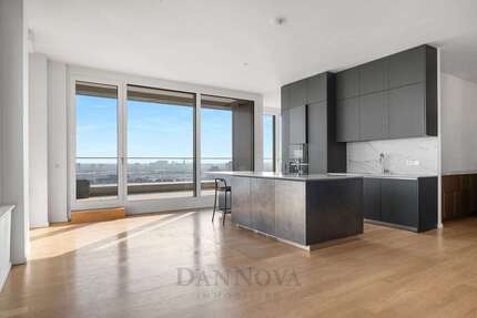 Wohnung zum Mieten in Frankfurt am Main 5.700,00 € 171 m²