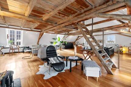 Zwei Wohnungen und toskanischer Garten. Und das alles direkt am Rhein. - Düsseldorf Urdenbach