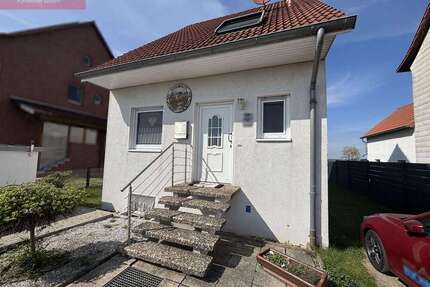 Haus zum Kaufen in Sehnde 320.000,00 € 80 m²