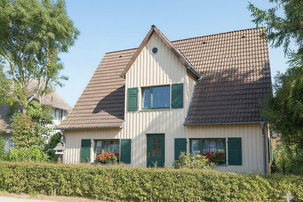 Wohnhaus mit viel Potenzial - 498.500,00&nbsp;EUR Kaufpreis, ca.&nbsp; 170,00&nbsp;m&sup2;&nbsp;Wohnfl&auml;che in Born a. Darß (PLZ: 18375)