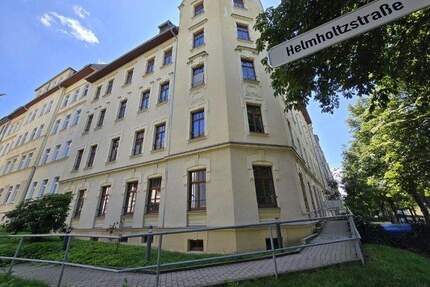 Neu sanierte 2 Raum Wohnung Hilbersdorf +Lift + EBK möglich + Eigennutz möglich + Behindertengerechte - Chemnitz