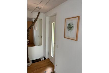 Kleine Wohnung - 550,00&nbsp;EUR Kaltmiete, ca.&nbsp; 36,00&nbsp;m&sup2; in Neuburg an der Kammel (PLZ: 86476)