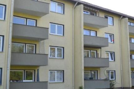 kleine 3 ZKB Wohnung mit Balkon in Baunatal am Baunsberg ( BTL-AA44-3R )