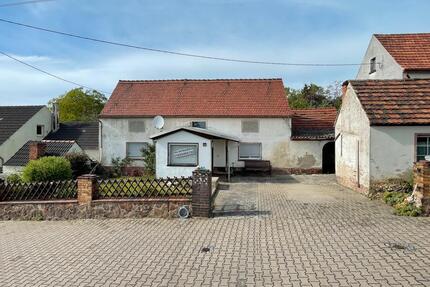 Einfamilienhaus in Merschwitz - 85.000,00&nbsp;EUR Kaufpreis, ca.&nbsp; 110,00&nbsp;m&sup2; in Nünchritz (PLZ: 01612)