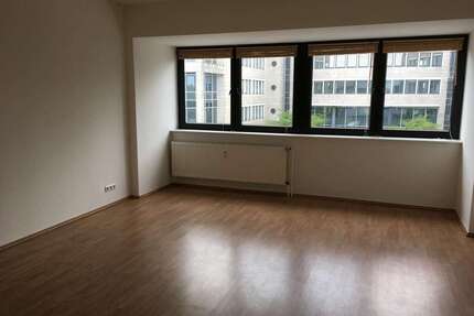 Wohnung zum Mieten in Düsseldorf 350,00 € 45 m²