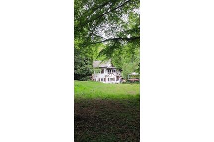 Ferienhaus Wochenendhaus - 349.000,00&nbsp;EUR Kaufpreis, ca.&nbsp; 83,00&nbsp;m&sup2; in Schmitten im Taunus (PLZ: 61389)