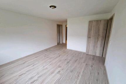 Einliegerwohnung - 650,00&nbsp;EUR Kaltmiete, ca.&nbsp; 49,00&nbsp;m&sup2; in Bettenfeld (PLZ: 54533)