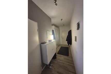 Dachgeschosswohnung in der Nähe der Bünder City