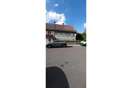 Haus, Doppelhaushälfte - 66.500,00&nbsp;EUR Kaufpreis, ca.&nbsp; 80,00&nbsp;m&sup2; in Zella-Mehlis (PLZ: 98544)
