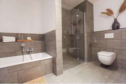 Wohnung zum Mieten in Bremen 1.189,00 € 100.7 m²