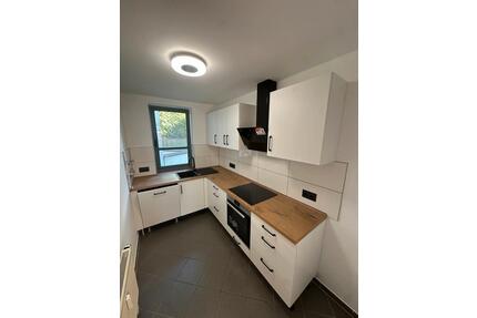 Helle 3-Zimmer-Erdgeschosswohnung mit EBK und Stellplatz - Eisenach