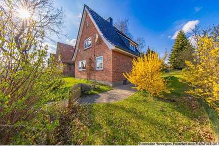 Haus zum Kaufen in Süderbrarup 198.000,00 € 76 m²