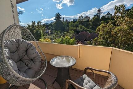 Großzügige 2 Zi. Maisonette mit Balkon in Baden-Baden