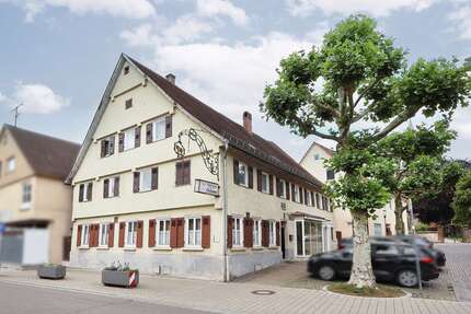 Haus zum Kaufen in Lorch 225.000,00 € 236 m²