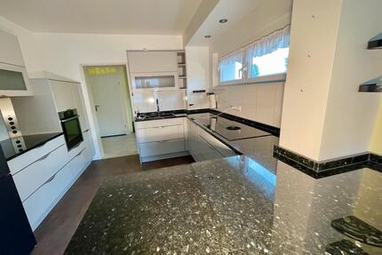 5 Zi. Whg. Zentral u. ruhig gelegen. Fertig renoviert. - Nörvenich