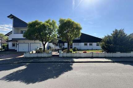 Haus zum Kaufen in Garrel 398.000,00 € 340 m²