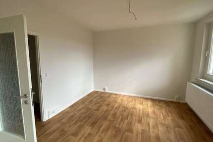 Wohnung zum Mieten in Suhl 400,00 € 64.63 m²
