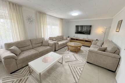 Wohnung zum Kaufen in Siegburg 299.000,00 € 122.48 m²