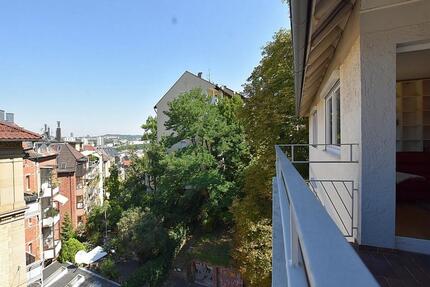 2-Zimmer-Wohnung im 5. OG mit Aufzug und Balkon – Stuttgart-Kernerviertel (54 m²)