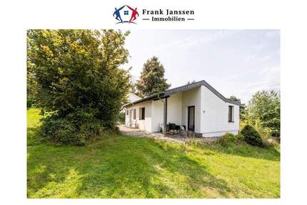 Neuer Preis! Bungalow im Feriendorf Dronkehof - 3 Schlafzimmer, Terrasse & Kriechspeicher - Daun