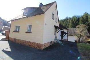 Geräumiges 1-Familien-Wohnhaus mit zusätzlichem Wirtsgebäude - Wilhelmsthal Grümpel